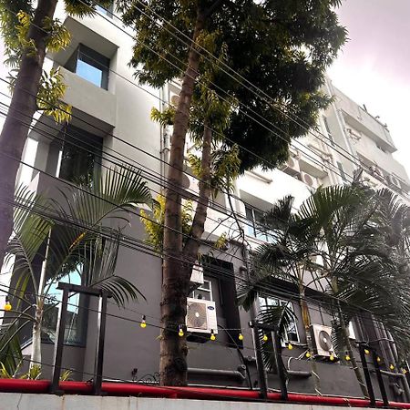 Hotel Mayfair Tower Calcutta Buitenkant foto
