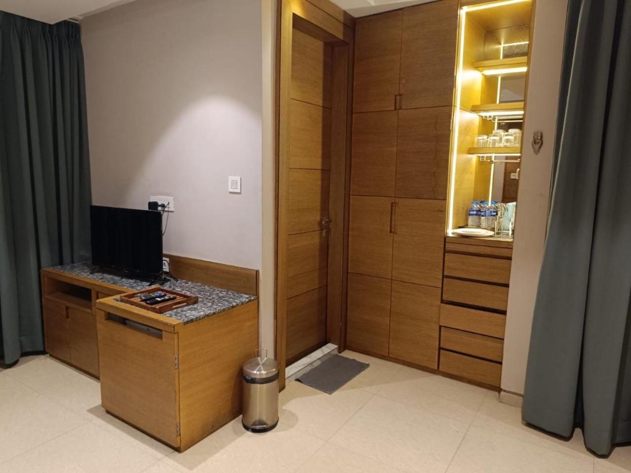 Hotel Mayfair Tower Calcutta Buitenkant foto